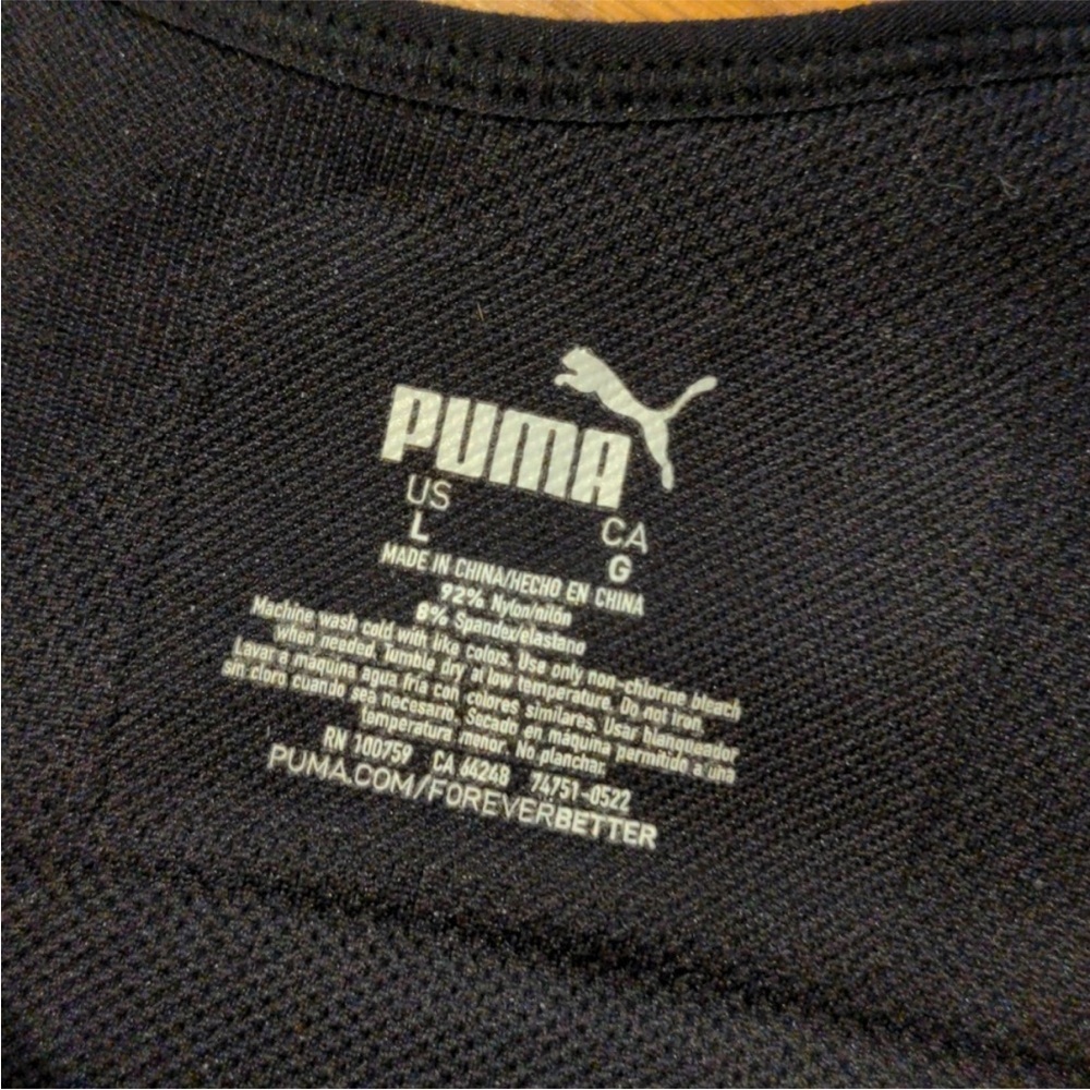 ❤️🔥Puma - Black Padded Sports Bra - L - Picture 3 of 3